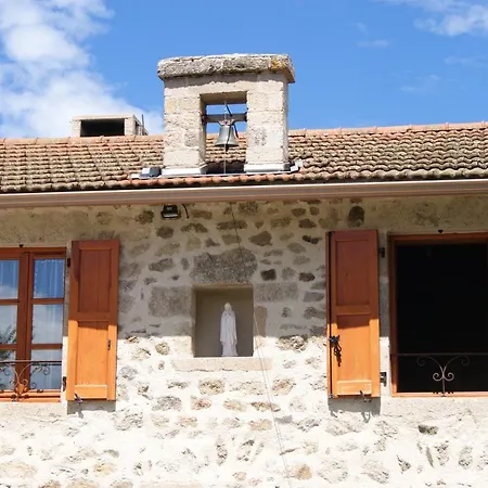 Maison De 3 Chambres Avec Jardin Clos A Pal De Senouire Holiday home Saint-Pal-de-Senouire